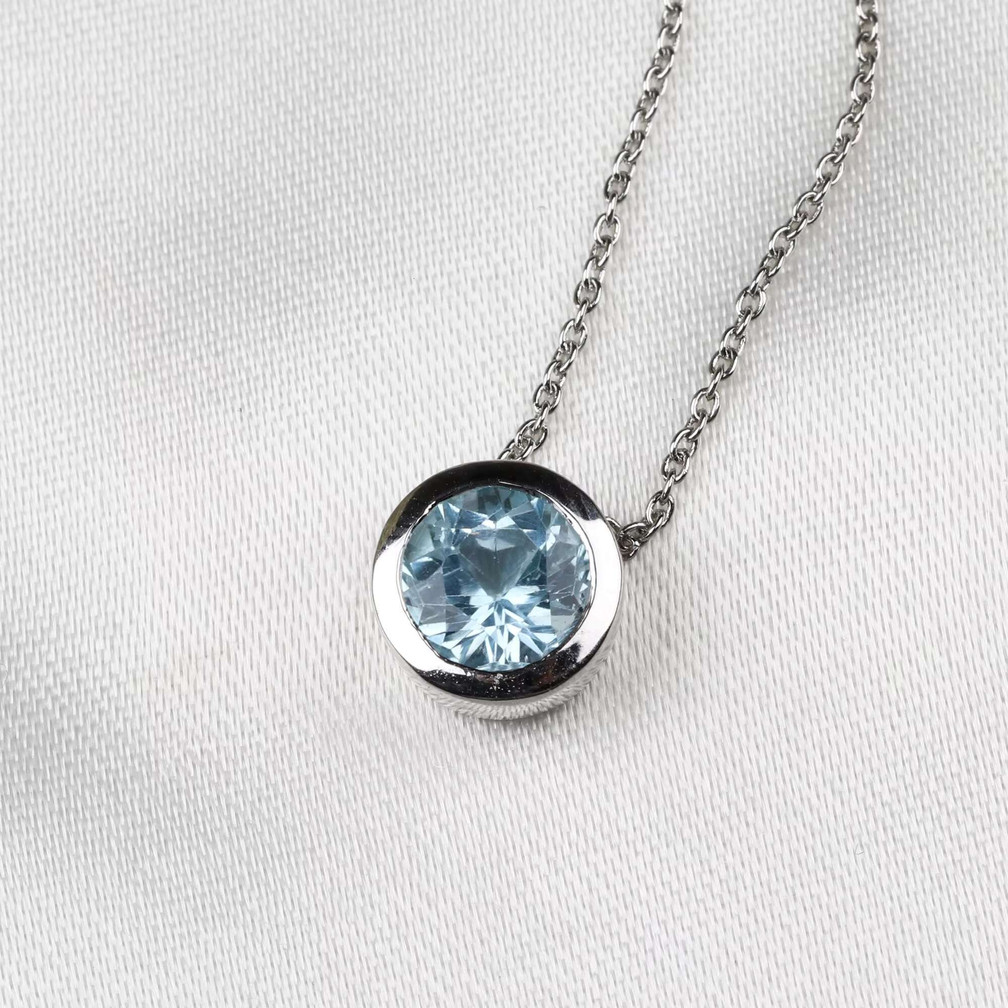 Handmade pure sier light pendant for women's blue yellow jade jewelry necklace price