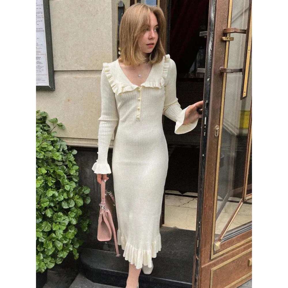TARUXY High Waist Ruffled Maxi Dresses For Women Autumn Winter Knitted Slim Long Women's Vintage Dress Woman Retro Elegant