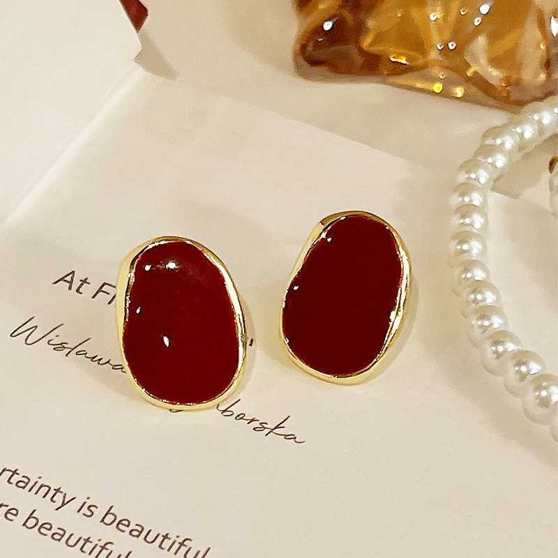 New Trend Wine Red Enamel Womens Stud Earrings Geometric Statement Female Small Earrings Unique Design Unusual Earrings Y250510