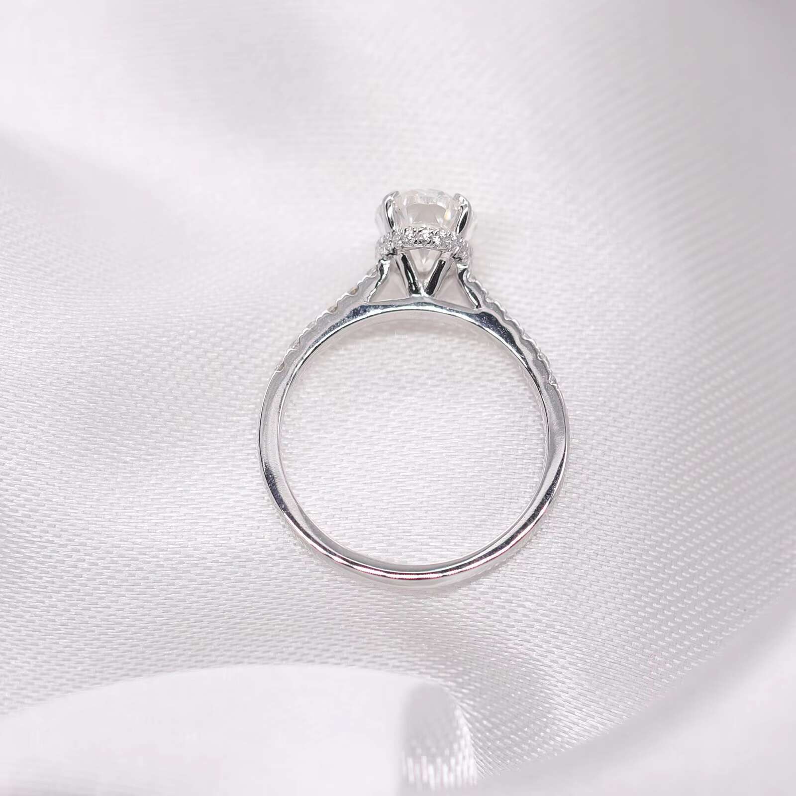 FancyGems Oval Shape Single-Stone Moissanite Ring 14K 18K Solid White Gold Yellow Gold Engagement Moissanite Ring