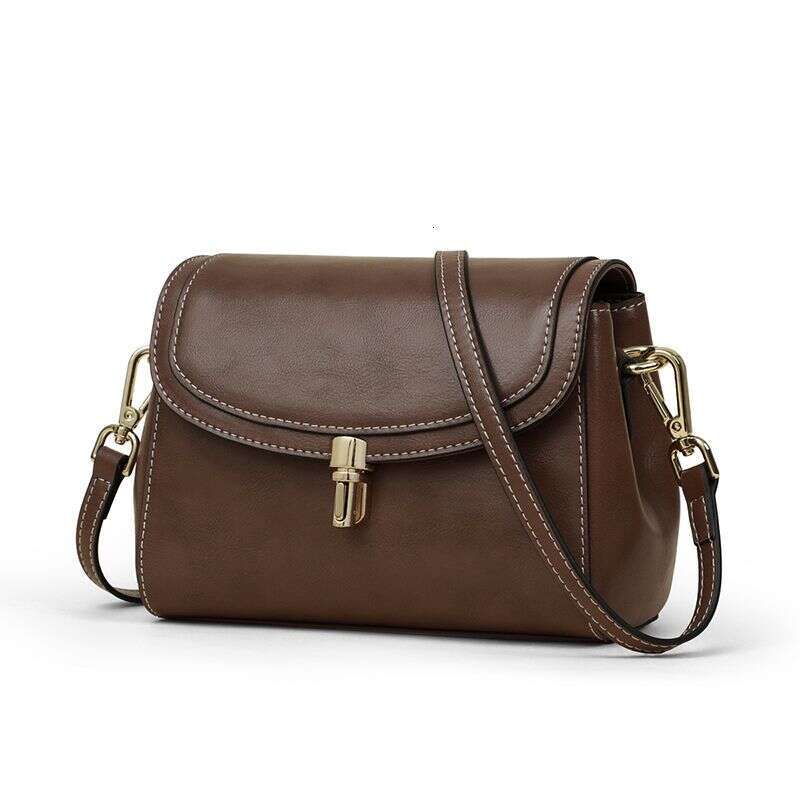leather women's 2025 new crossbody versatile and niche Instagram fashion shoulder bag internet famous small square bag