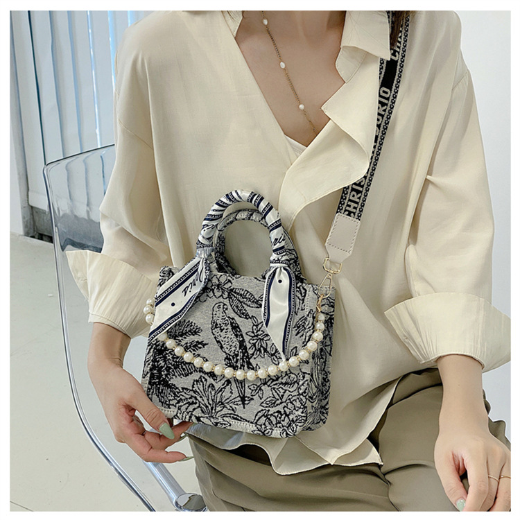 Designer Trendy Pearl Emed Tote Handbag Large Capacity Shoulder Bag Women S With French Floral Print Free Shipping Free shipping