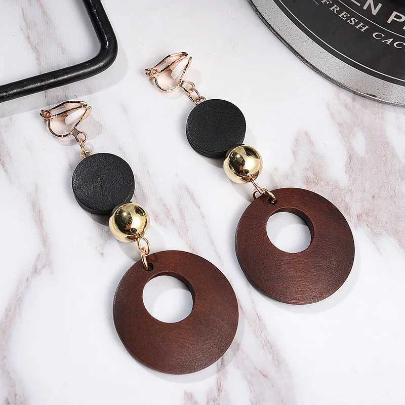 Natural Wood Clip on Earrings for No Pierced Hole Ear for Women Fashion Statement Geometric Earring Korean Girls Jewelry Gift Y250510