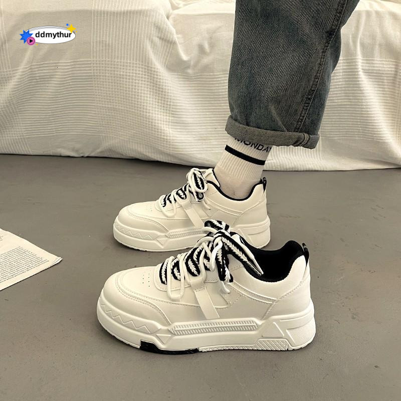 Thick soled white for women in spring autumn, with a high-end feel. 2025 new niche and versatile casual sports board shoes ddmythur