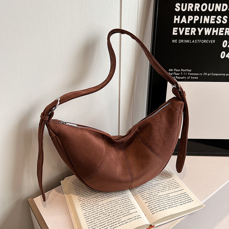 Large Capacity for Women 2025 New Fashionable Simple Single Shoulder Crossbody Women's Commuting and Leisure Dumpling Bag