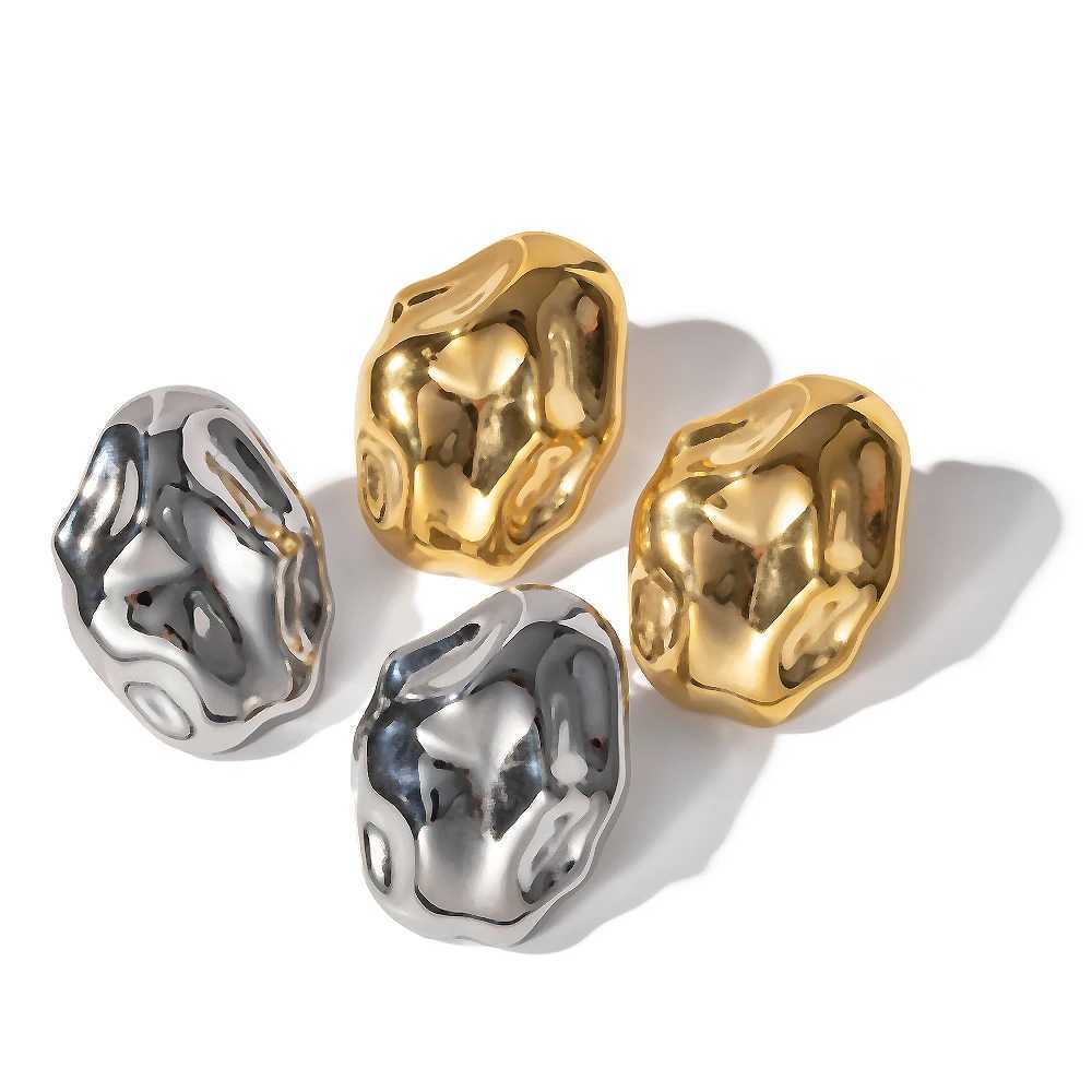 Vintage Gold Plated Chunky Irregular Hammered Clip on Earrings for Women Minimalist Geometric Non Pierced Earrings Party Gift Y250510