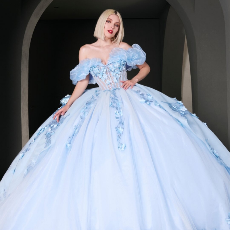 Sky Blue Shiny Quinceanera Dresses Off Shoulder Ball Gown Sweet 16 Dress Beads Applique Flower Tull Corset Birthday Party Vestidos 15 Anos