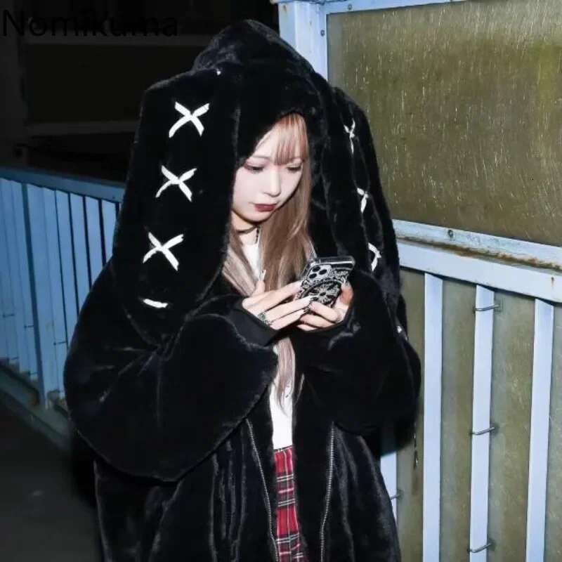 2025 Winter Clothing Women Jackets Haruku Rabbit Ears Punk Black Coats Thicked Furry Zipper Oversized Y2k Tops Ropa Mujer Designer Designer