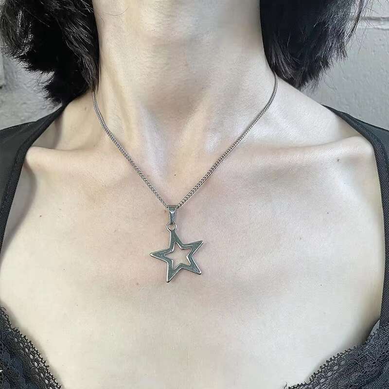 Korean Fashion Star Pendant Necklace Punk Aesthetics Women's Gothic Jewelry Y2K Rock Accessories