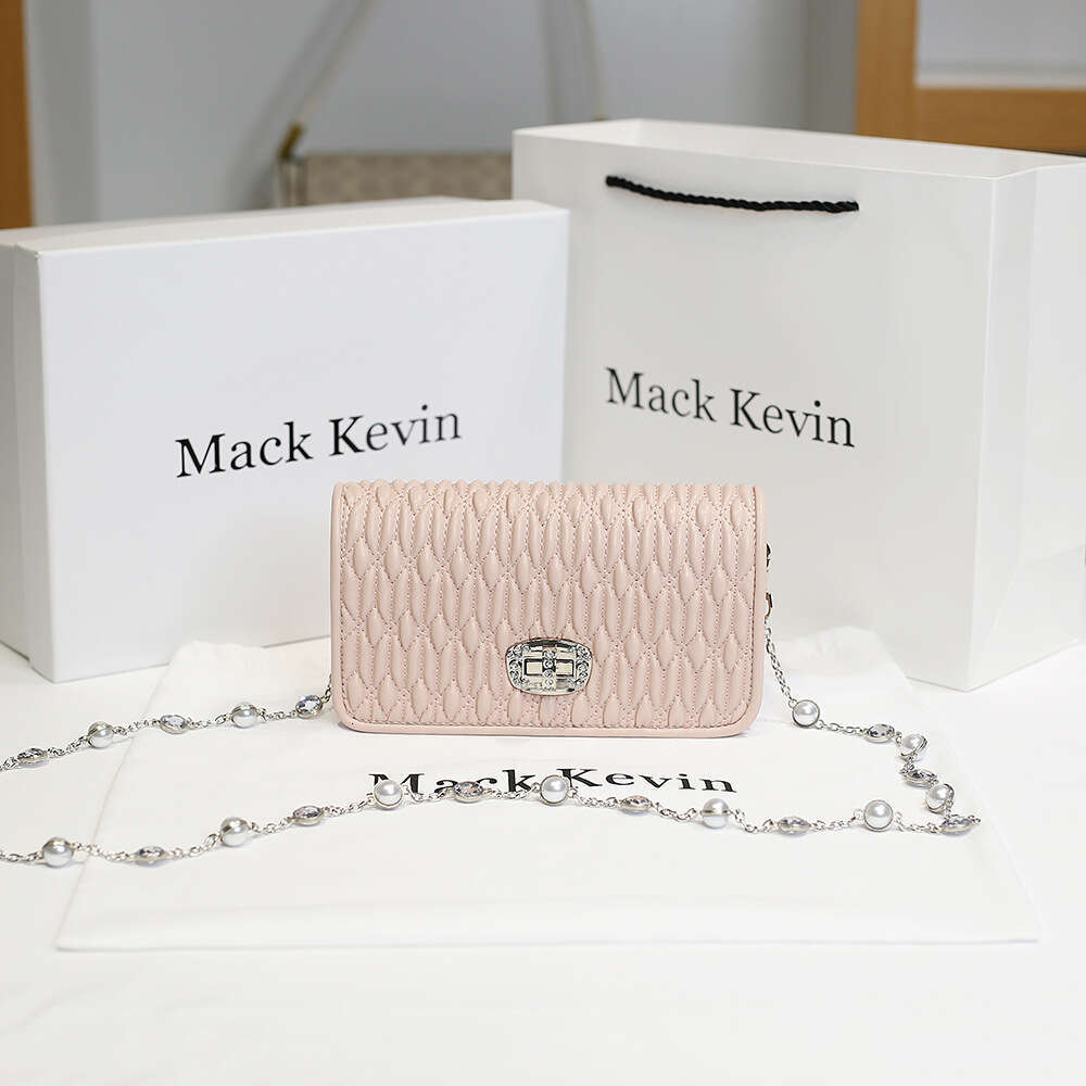Hong Kong kKevin leather pleated women s trendy ins niche high end chain for crossbody small square bag
