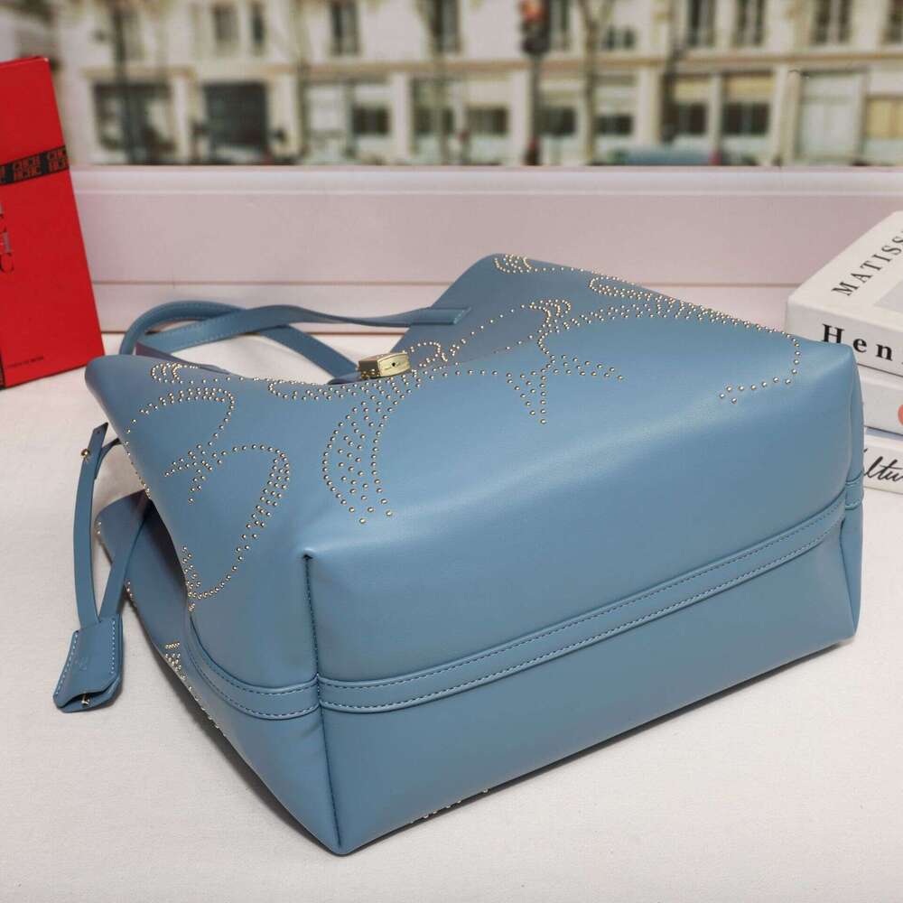 CHHC Fashion Classic Solid Color Women's New Bucket Large Capacity PU Material Business Party Shoulder Bag