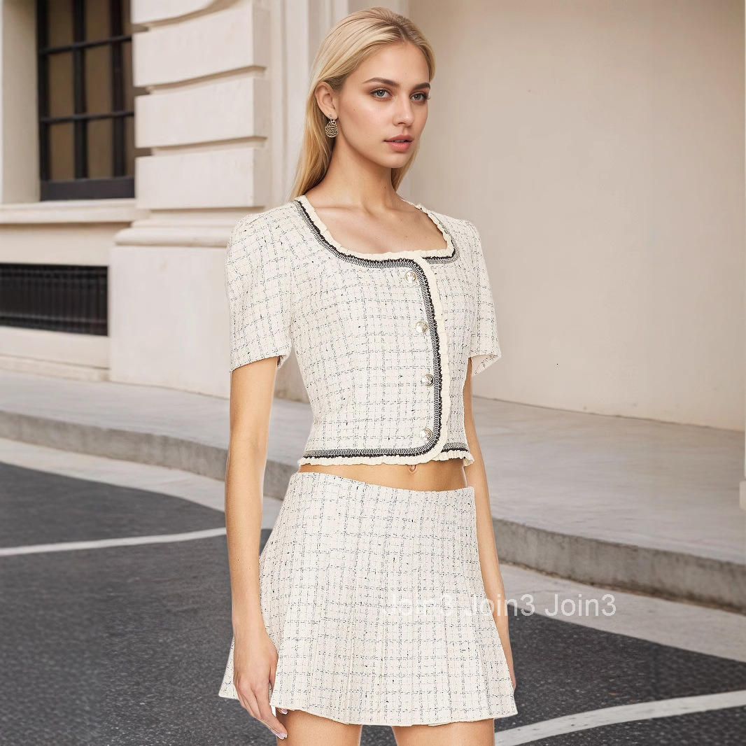 Elegant Fashionable Womens Clothing New Button Decoration Short Sleeved Vest Short Skirt Two-piece Commuting Womens Suit