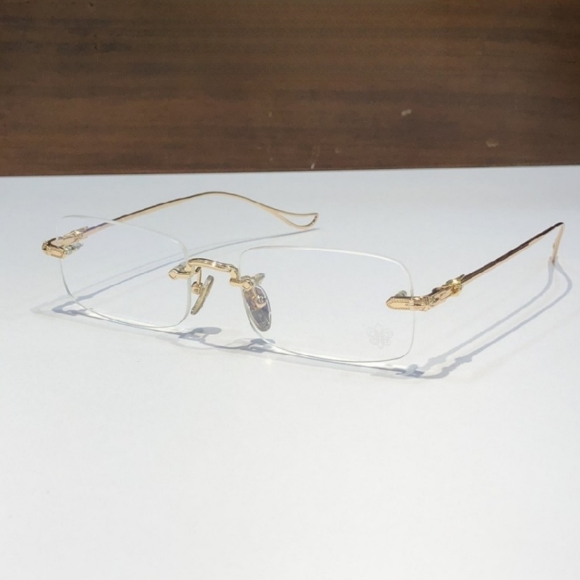 High Quality Men optical glasses Classic Luxury Designer Women eyeglass Titanium Punk Business Design Prescription Spectacle Frames with box SINNERGAS