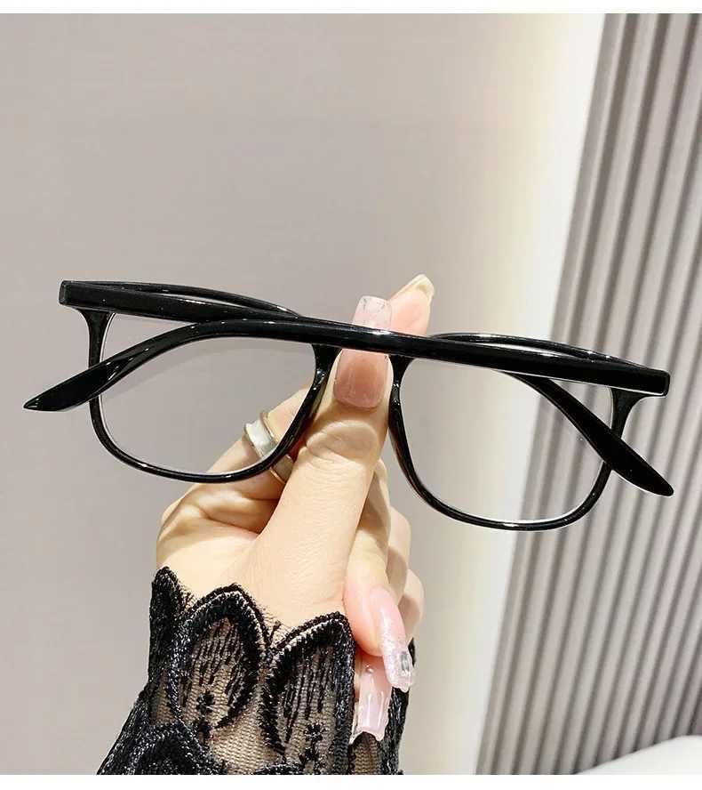 Fashion Outdoor Sunglasses with Minus Diopter for Women Unisex Retro Changing Color Photochromic Myopia Glasses -1.0 -1.5 -2.0 W250513
