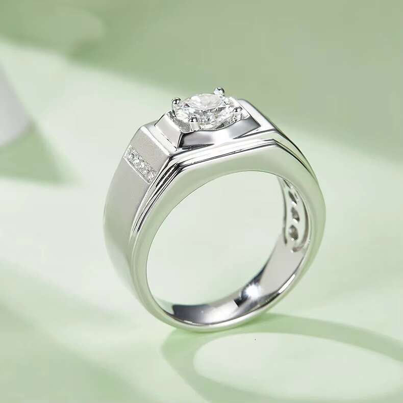 Hot Selling 9 Ct S925 Sterling Silver Mens Ring Colorful Moissanite with Temperament Gift