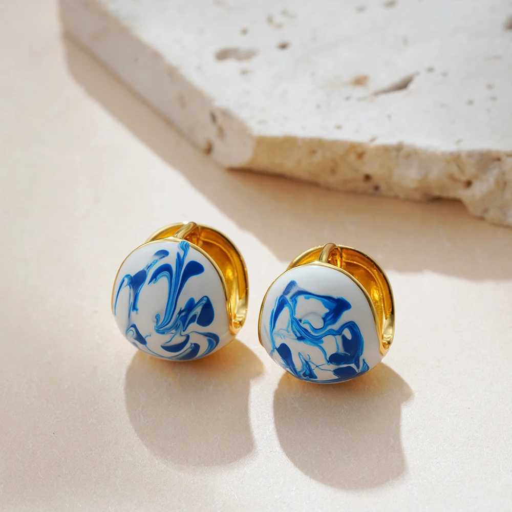 Vintage White Blue Flower Enamel Beads Hoop Earrings for Women Gold Plated Stainless Steel Huggies Earring Creative Jewelry Gift Y250510