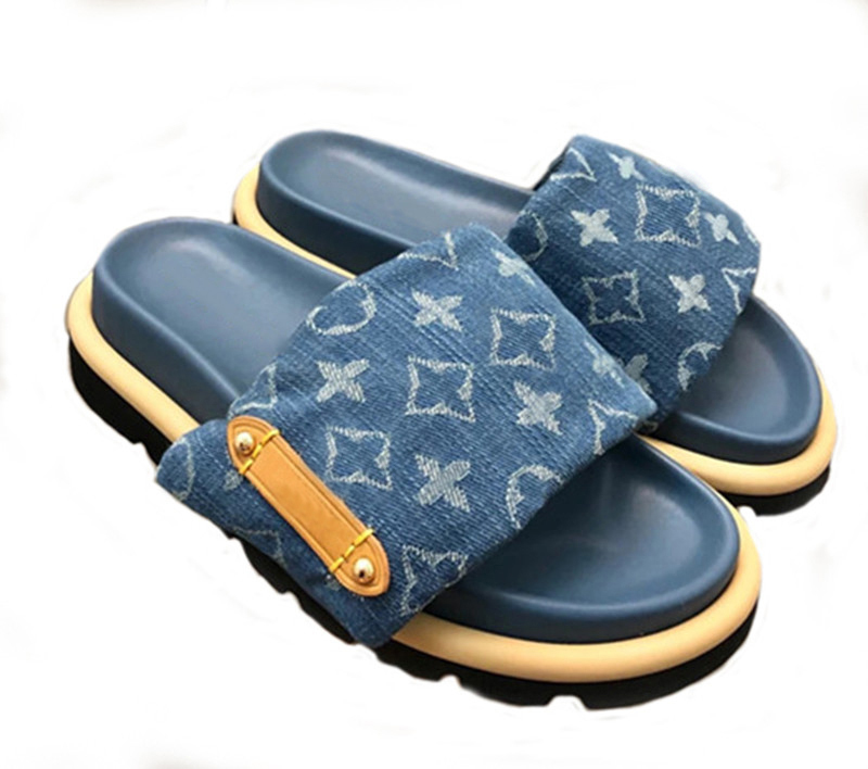 Designer sandals men and women fashion slippers pool pillow comfortable and classic denim fabric embossed anti slip mule sandals beach flats designer shoes 35-45