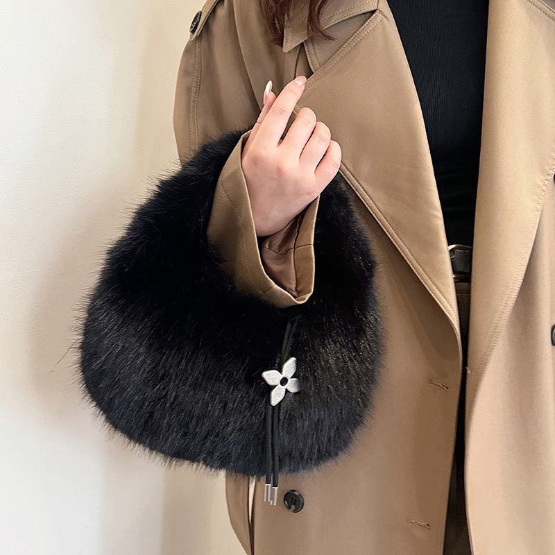 Fashionable, trendy, high-end, exquisite, furry handbag, black, white, and gray are three color bags, 24 winter new styles