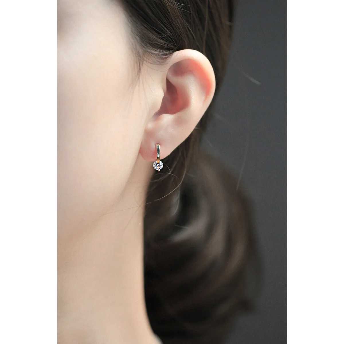 925 Silver Needle Simple Shiny Zircon Earrings Gold Plating Jewelry Crystal Stud Earrings Women Y250510