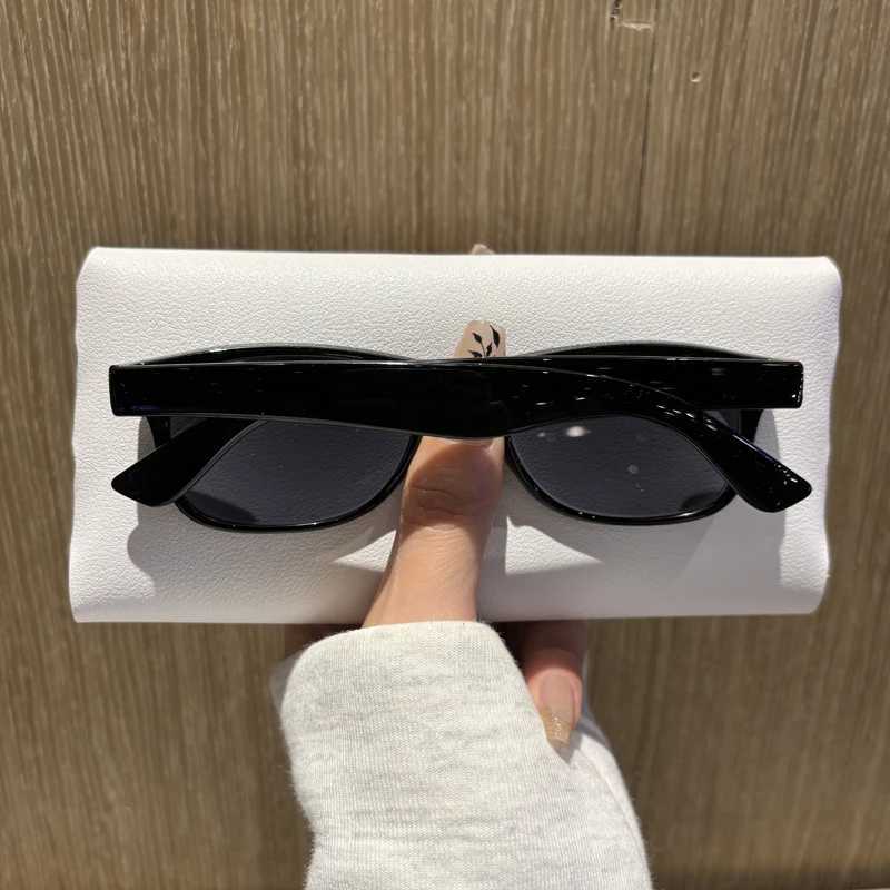 2025 New High Quality Reading Glasses Presbyopia Glasses Sunglasses 2-in-1 Sunshade Eye Protection Fashionable Ultra Light W250513