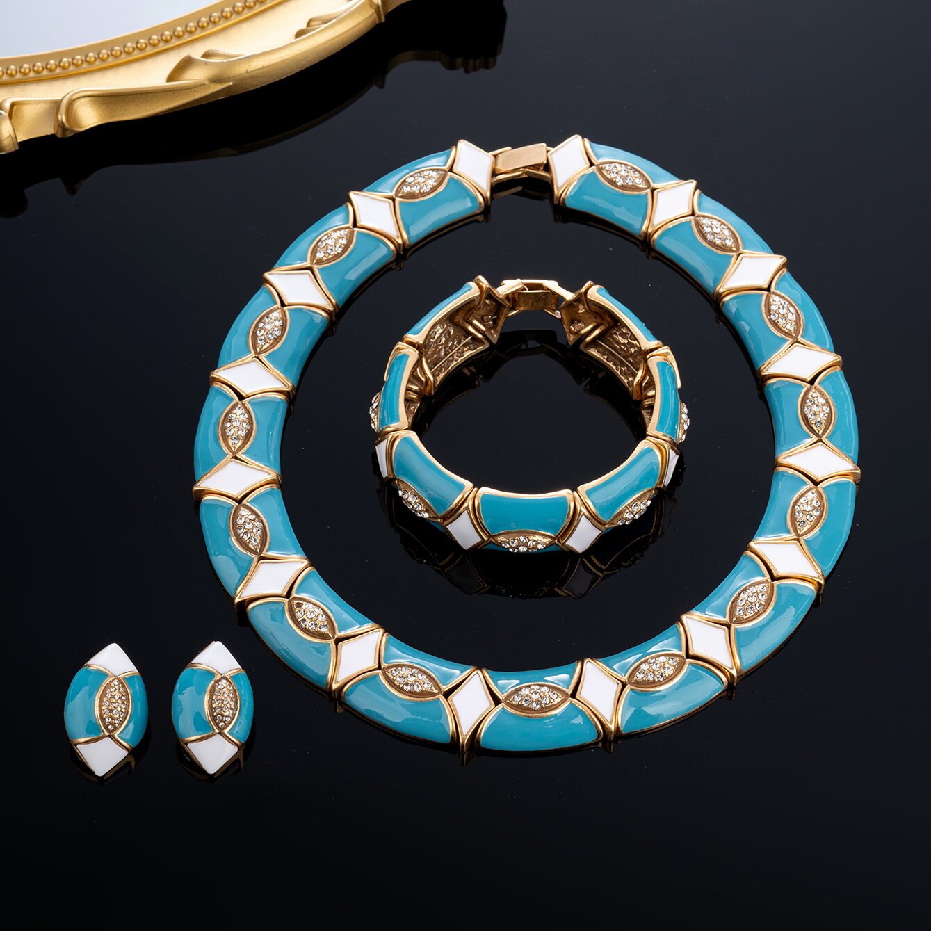 Retro Vintage Jewel… - image