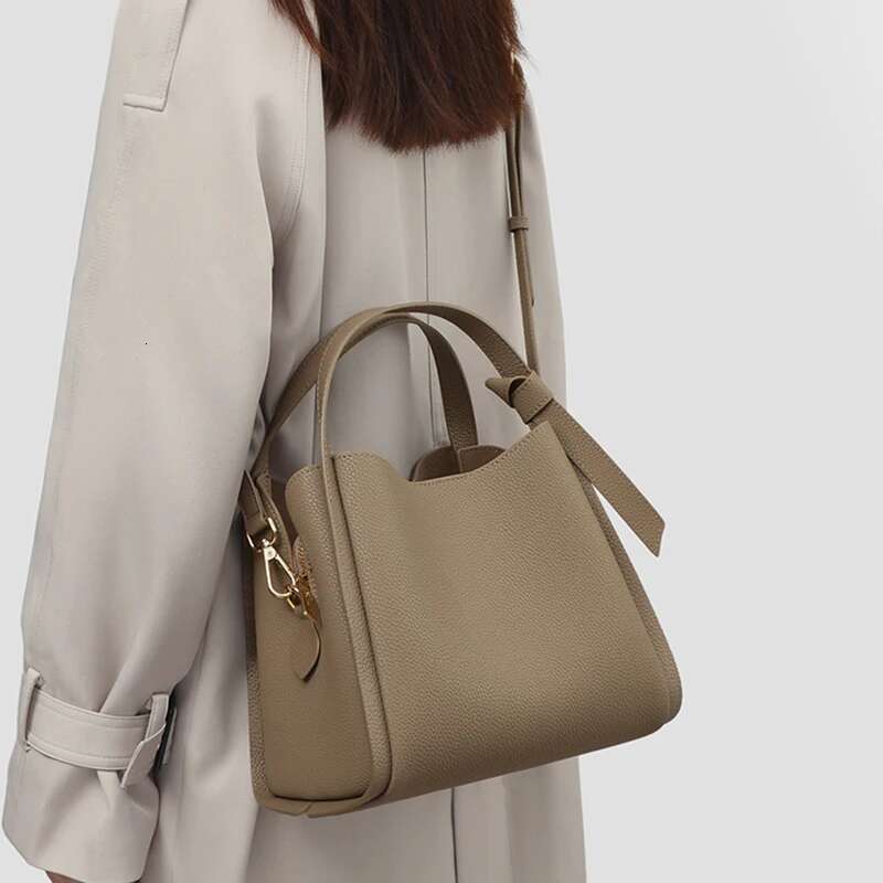 2024 Versatile Bucket Shoulder Designer PU Leather Messenger Crossbody Bags Ladies Casual Satchel Handbags For Women