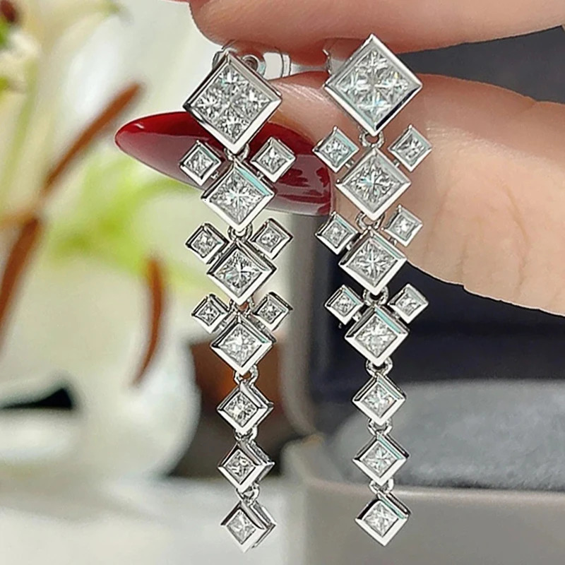 Huitan Princess CZ Long Hanging Earrings for Women Romantic Girls Ear Earrings Wedding Party Statement Jewelry 250513