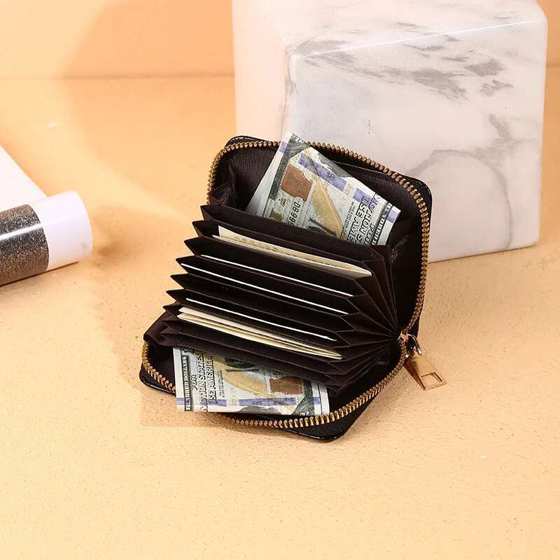 2023 New Embroidered Short Pu Soft Leather Purse Ultra-Thin Women'S Small Wallet Card Coin Bag Portable Storage Wallets