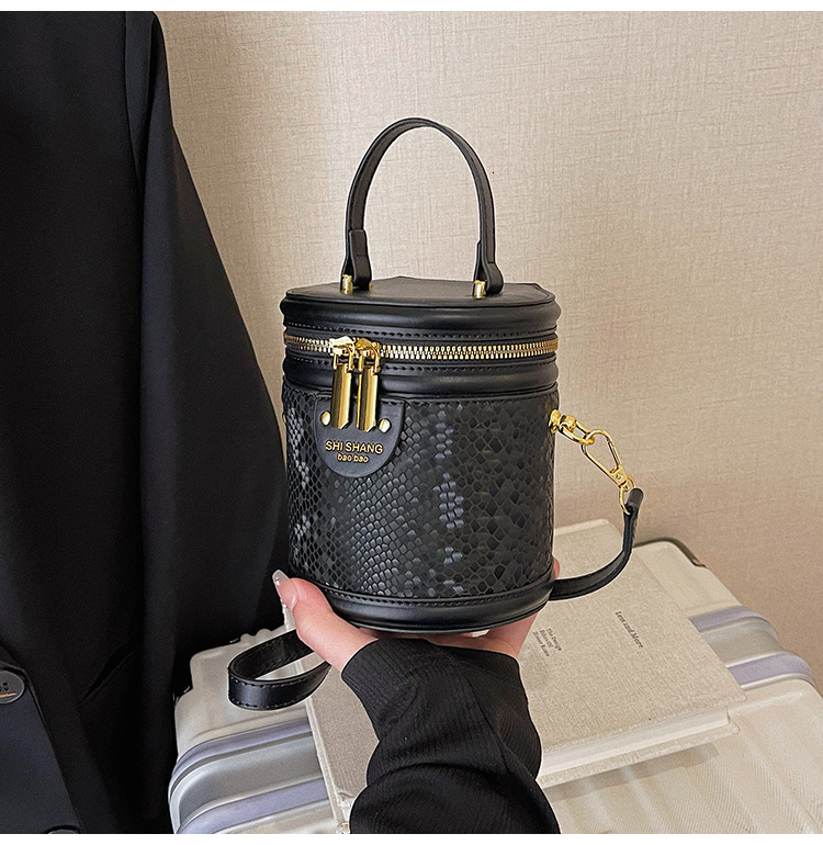 Designer Pack New Bucket Women Simple Fashionable Crossbody With Snake Pattern Personalized And Versatile For Commuting Hand Held Shoulder Bag Free Sh