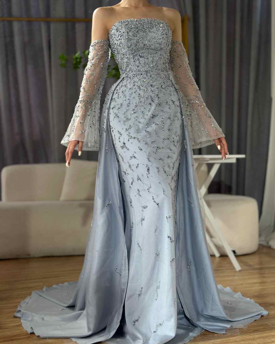 Light blue Luxury Crystals Sequins Mermaid Prom Dresses With Detachable Train Strapless Sleeveless Backless Evening Party Gown Cocktail Dress Vestido 