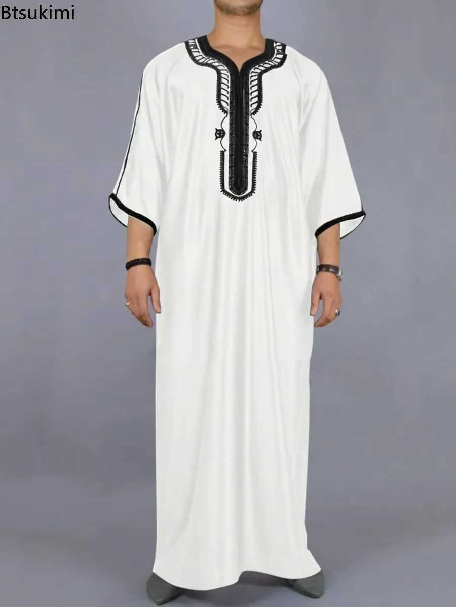 New 2025 Muslim Fashion Abayas for Men Patchwork Embroidery Long Robe Saudi Arab Kaftan Male Jubba Thobe Islamic Moroccan Abaya X250514