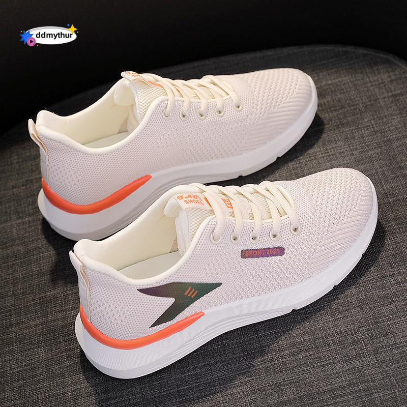 Sports women, new flat bottomed leisure travel for spring and summer, Korean version running shoes, soft soled square dance shoes ddmythur