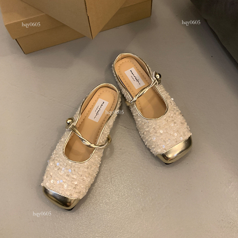 Top brand high-quality designer new flat bottomed French women's shoes, new summer cool slippers, small fragrance, headband half slippers fashion