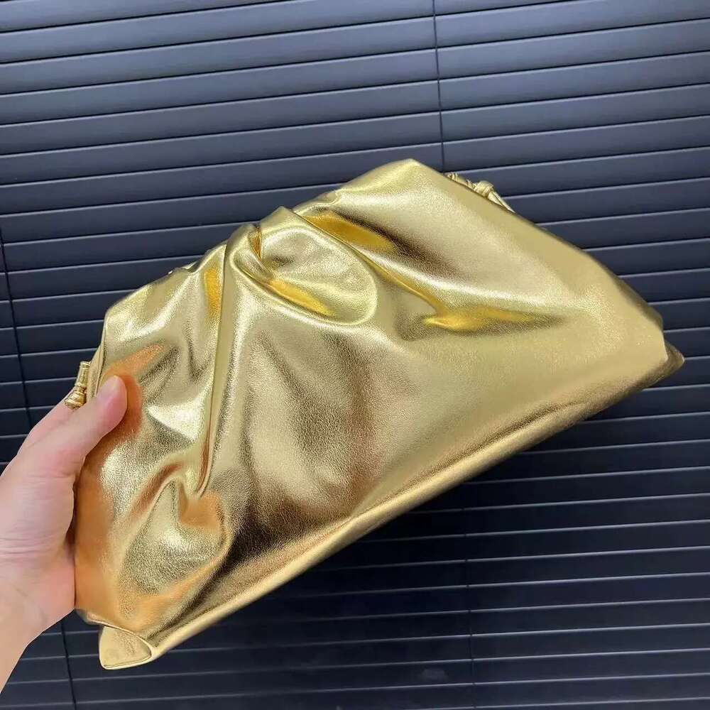 Women's Fashion Elegant Clutch Pleated Evening Dress Shoulder Crossbody Bag
