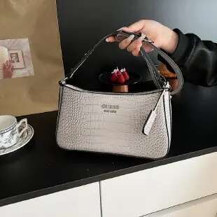 Elegant Minimalist Crossbody Bag Trendy Leather Messenger Purse Vintage Designer Handbag Solid Color Large Capacity