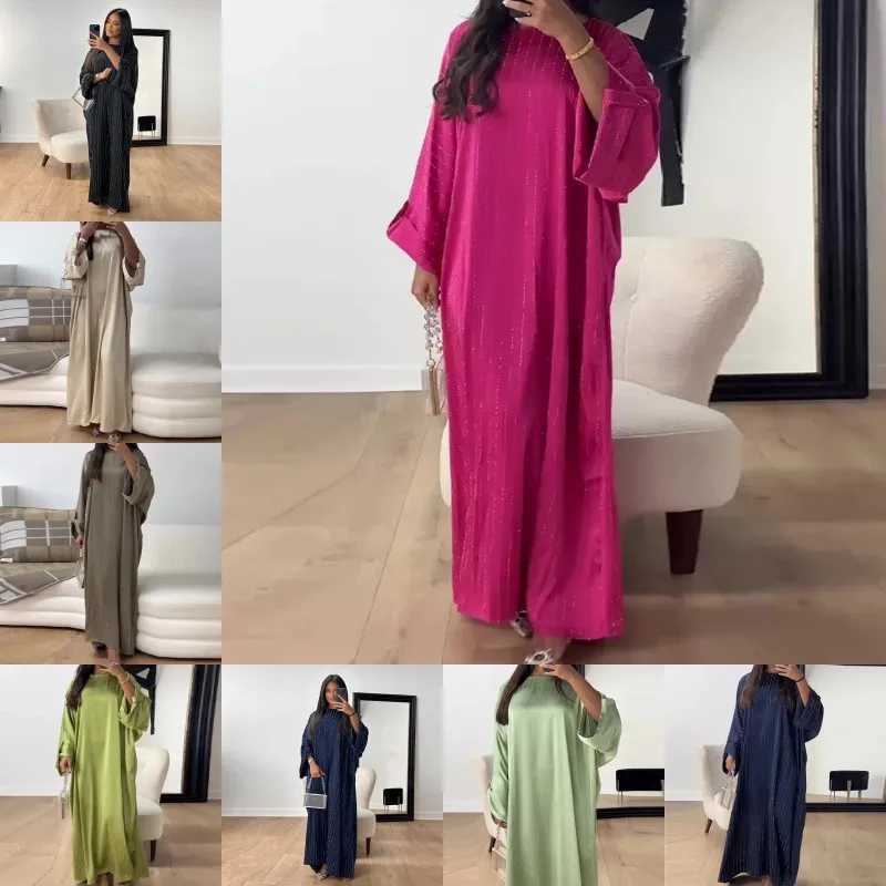 Africa Abaya Elegant Long Slved Dress Arab Fashionable Rhinestone Pullover Long Skirt Kaftan X250514