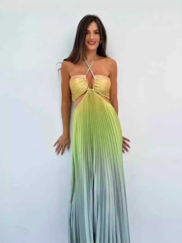 Gradient Color Halter Neck Tube Top Dresses Women Sexy Low Cut Hollow Out Backless Pleated Dress Beach Vacation Party DressesXJ250514