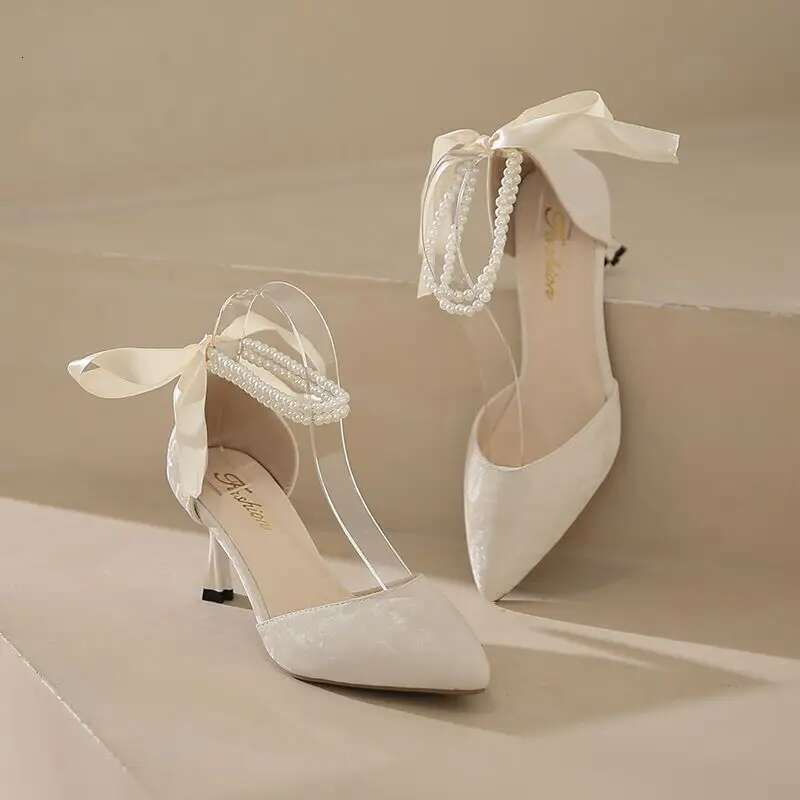 Spring/Summer New Small Fragrant Wind Pointed Pearl Versatile Thin High Heels Hollow Women'S Single Shoes