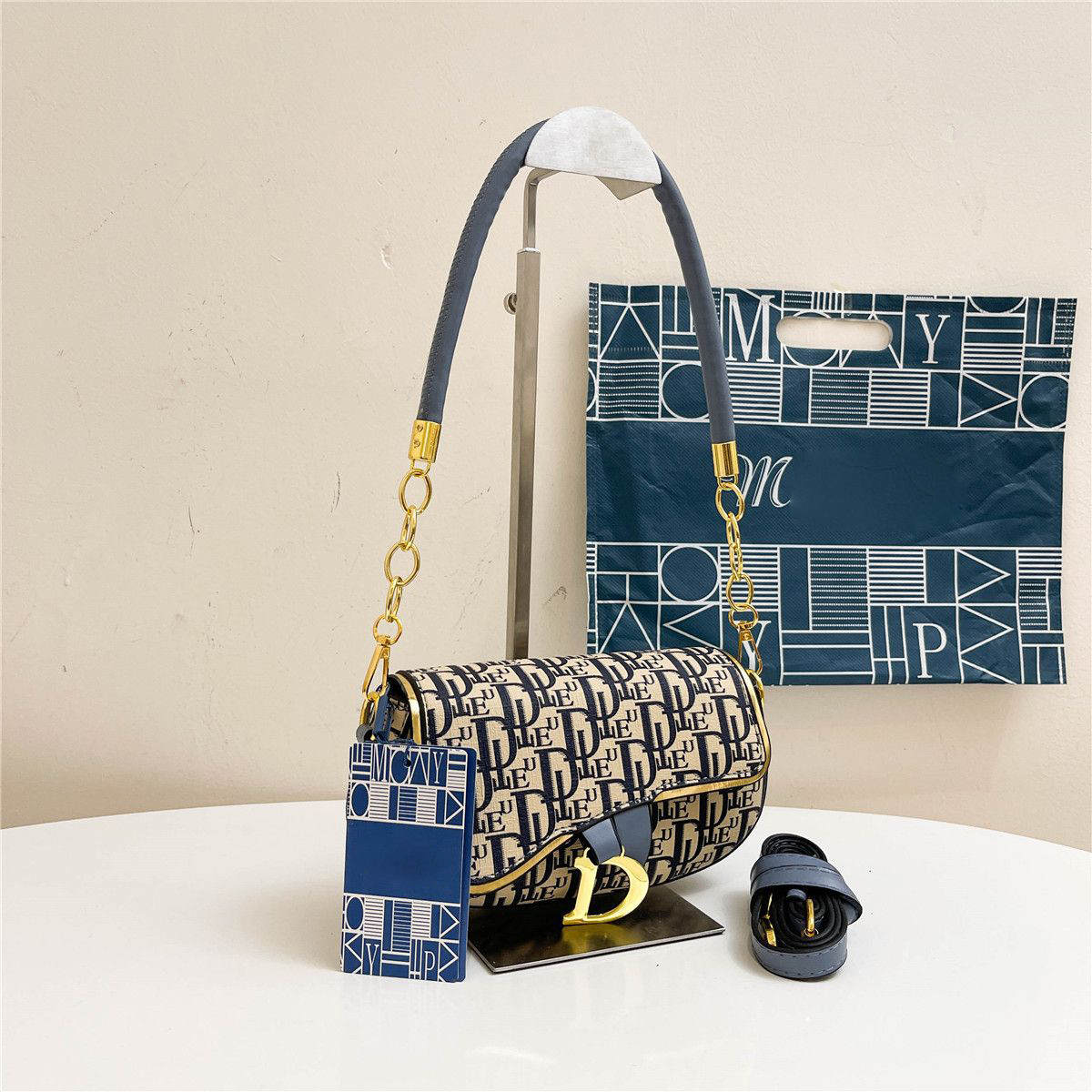 Designer Bags Saddle Bags Luxury Bags Shoulder Crossbody Ladies Fashion Mini Bags High Quality Leather Flap Armpit New Designer Bags 2025 Medium Handb