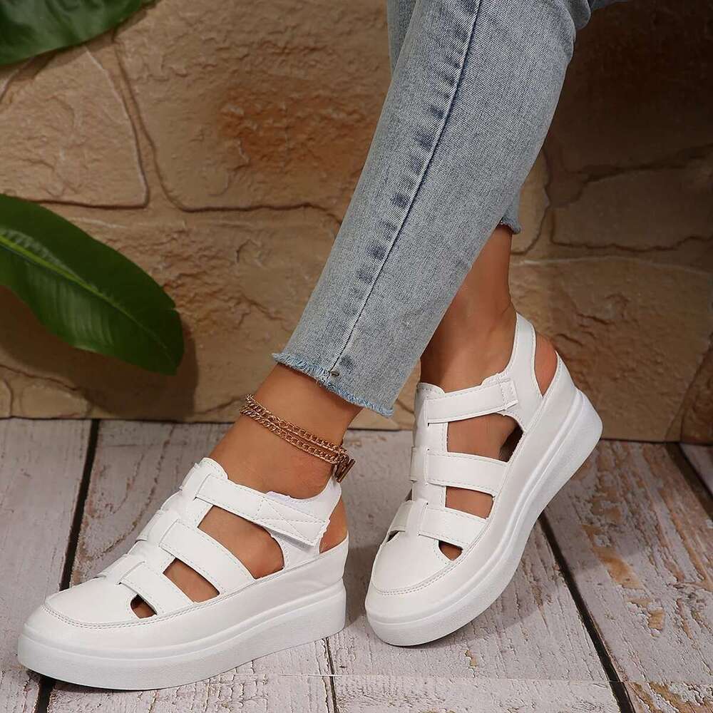 Platform Trend Lightweight Casual Fashion Anti Slip Beach Sandals Summer New Shoes for Women