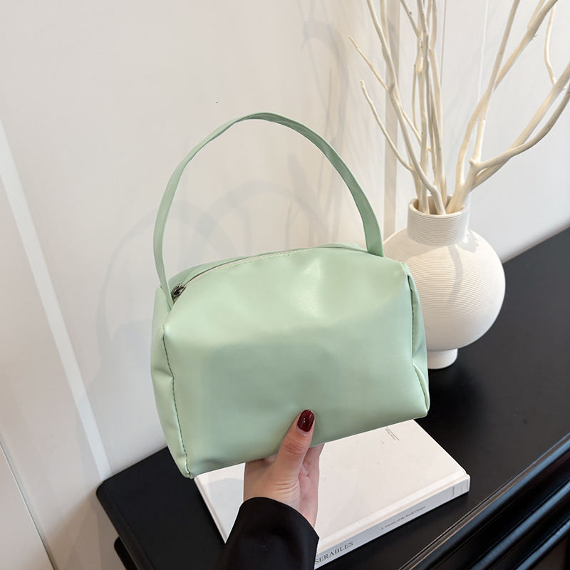 This Year's Popular Underarm Korean Version Trendy Small Square 2025 Spring/summer Luxury Bag New Trend Niche New Free Delivery Designer Bag Casu