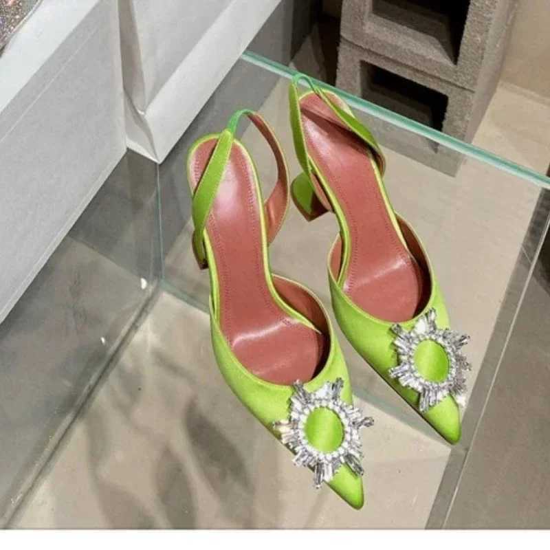 2024 New Silk Sunflower Crystal Diamond Buckle High Heels Horseshoe and Womens Sandals W250514