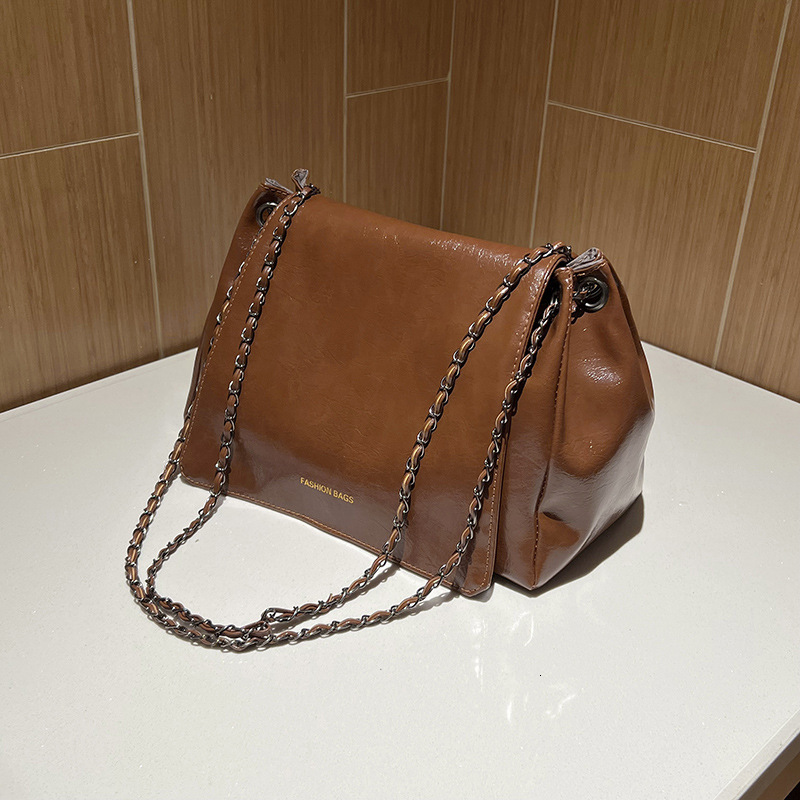Free Delivery Designer Bag Large Capacity Women's Fashion 2025 Autumn Chain One Shoulder Crossbody Leisure Texture Small Square Bag Luxury Bag