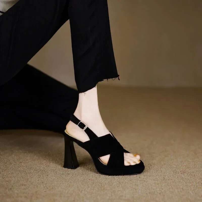 Heels Women Sandals Square Toe Thick Heeled Pumps Elegant Back Strap Black Leather Shoes 39 40 Sizes Outside