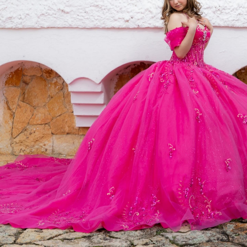 Rose Red Shiny Quinceanera Dresses Off Shoulder Ball Gown Sweet 16 Dress Sequin Beading Applique Lace Tull Birthday Party Vestidos 15 Anos