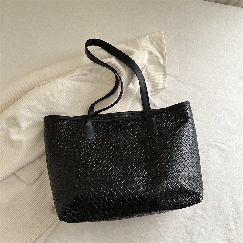 Korean Version Simple Large Capacity For Women 2025 Luxury Bag New New Free Delivery Designer Bag Handheld Commuting Tote Bag Summer Fashion Casual Sh