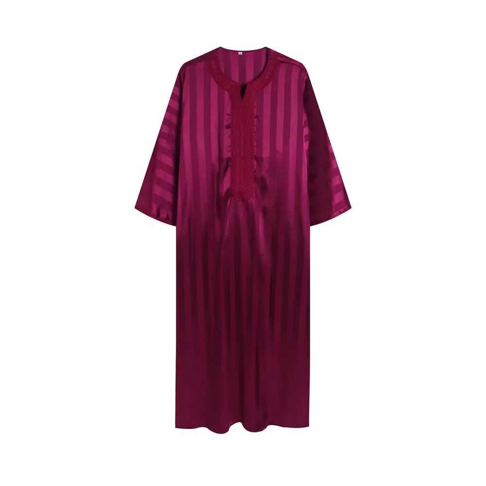 Traditional Muslim mens long robe fashionable elegant unique retro silver robe casual loose mens long robe X250514