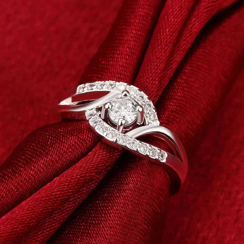 New streetwear 925 Sterling Silver Shiny Zircon diamond Rings For Women Wedding Party Gifts fine Jewelry engagement ringsXJ250514