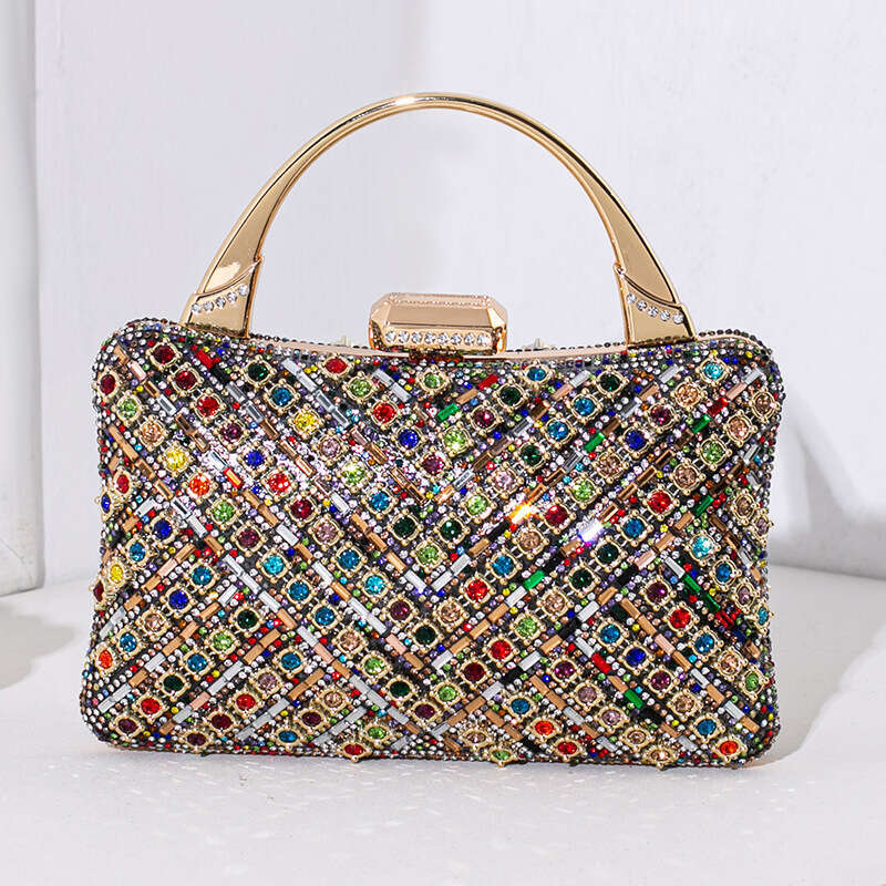 Design a dinner European and American retro banquet handbag, high-end feeling, dia inlaid women's bag, 2025 new casual versatile fashion