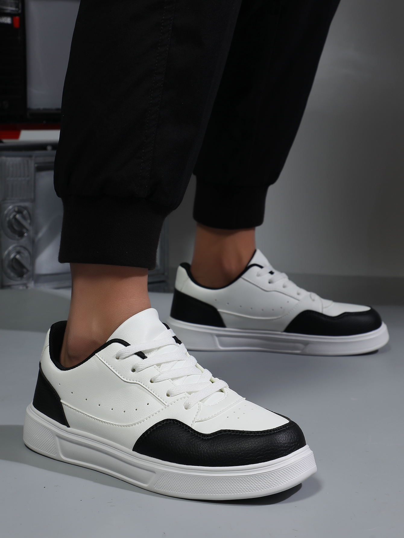 Free shipping designer men running shoes black white blue green outdoor sports casual shoe trainers sneakers 40-45